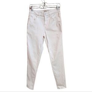 Style & Co Curvy Skinny Leg White Denim Jeans Size 4